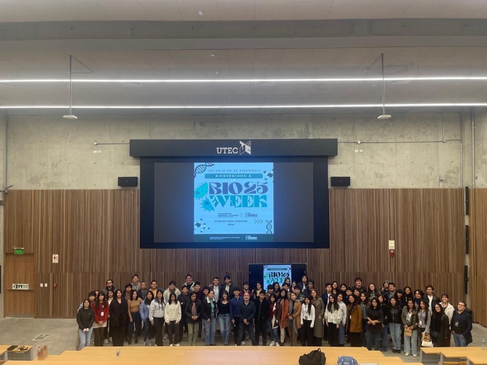 Asistentes a BioWeek 2025 en UTEC